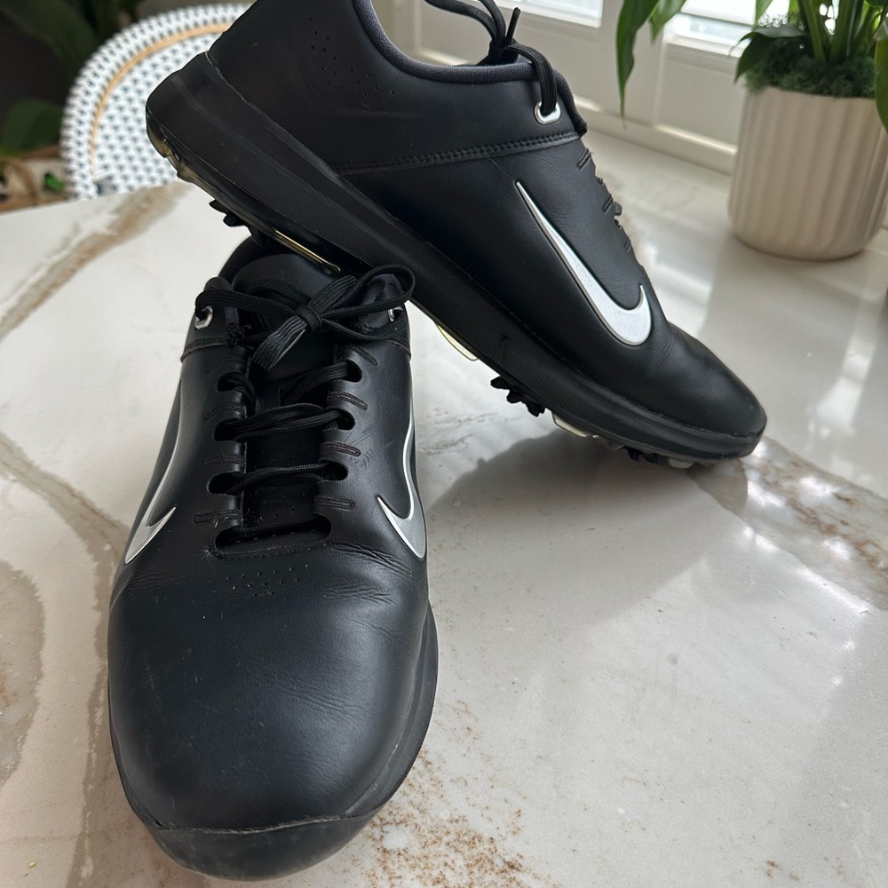 Nike Men's Black Golf Shoes